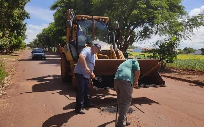 Município de Japurá intensifica operação tapa buracos 